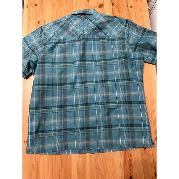 LL Bean Mens Short Sleeve Button Down Shirt Large - Picture 6 of 6